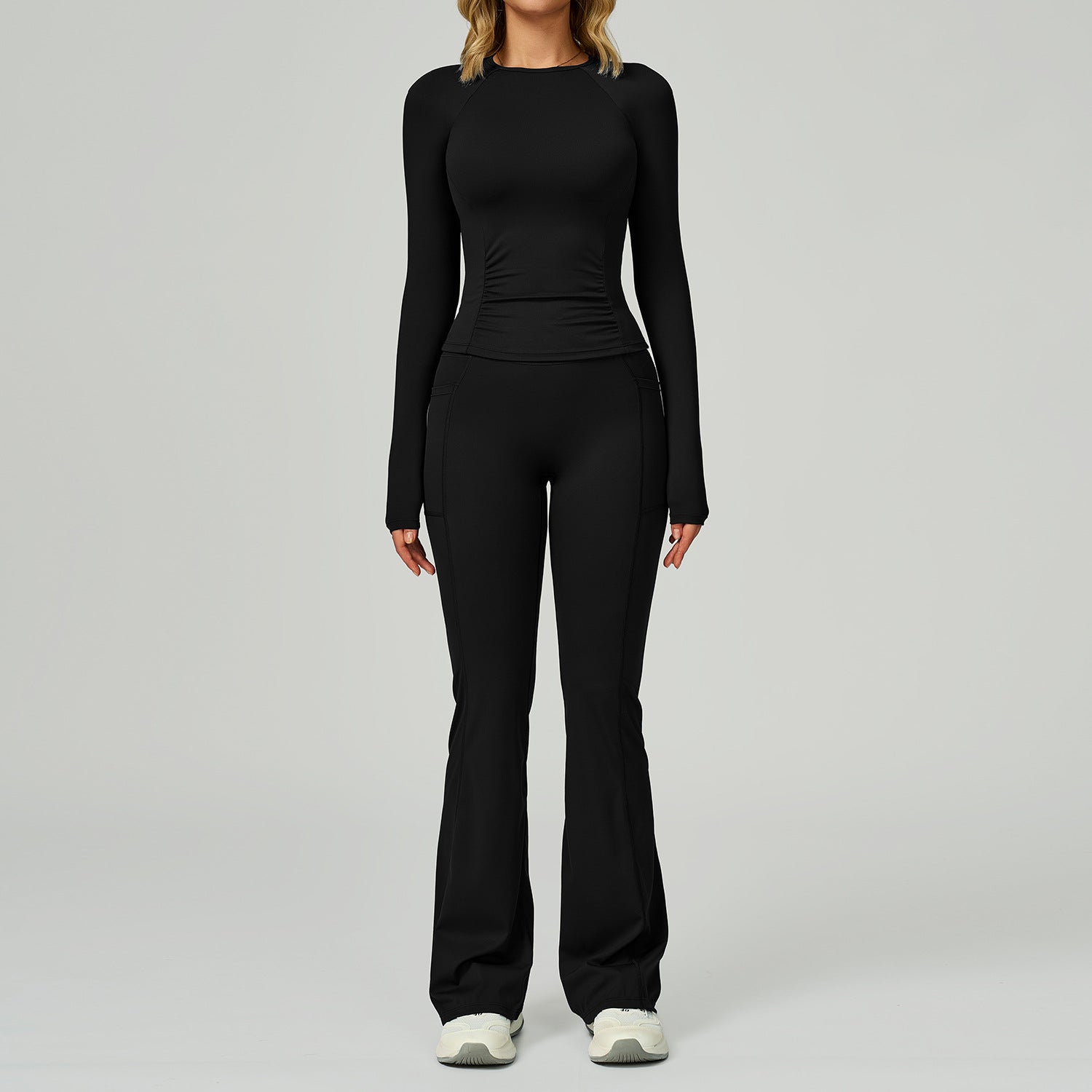 Performance Flare Pants - Deep Black